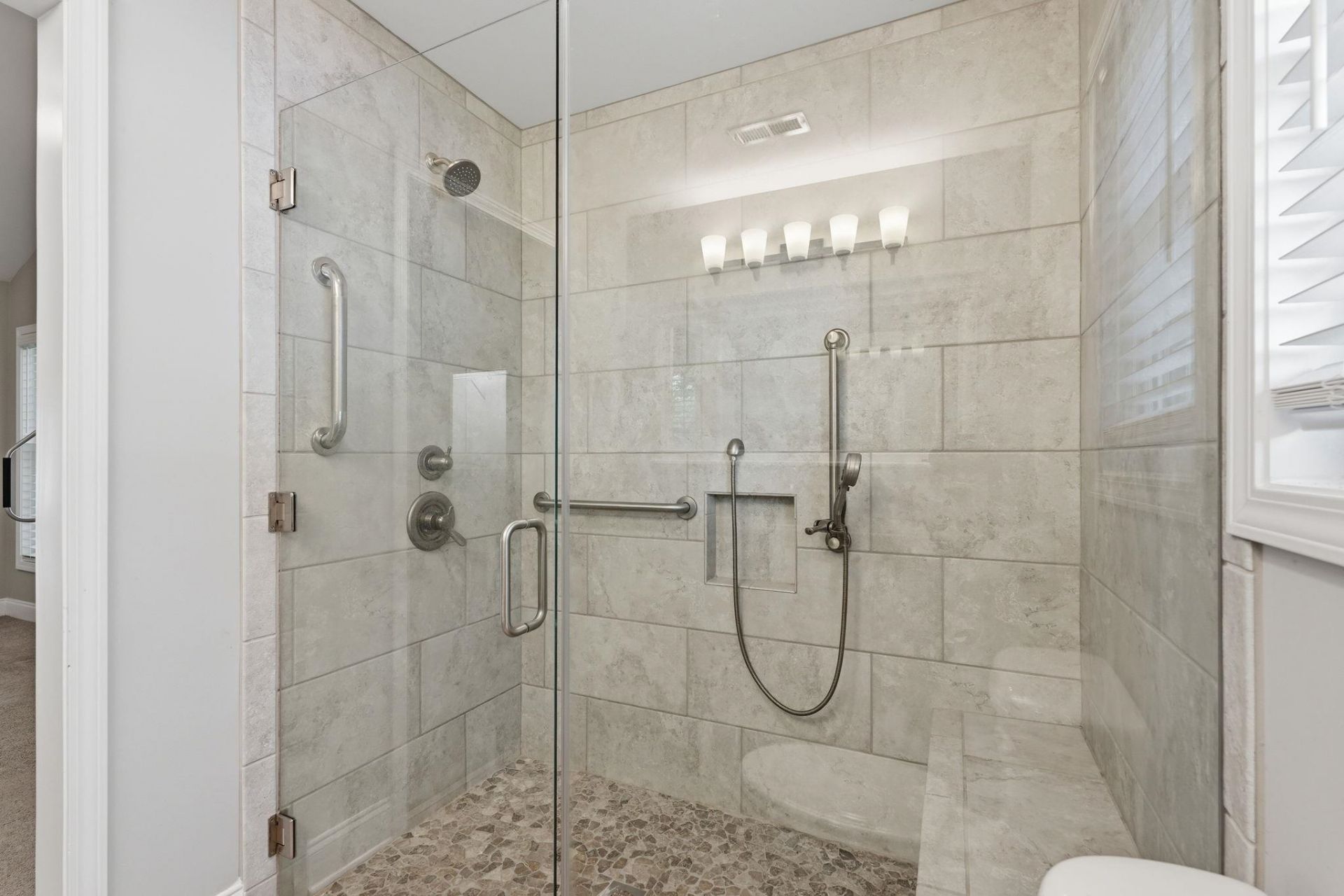 534 Waverly Loop Photo 22