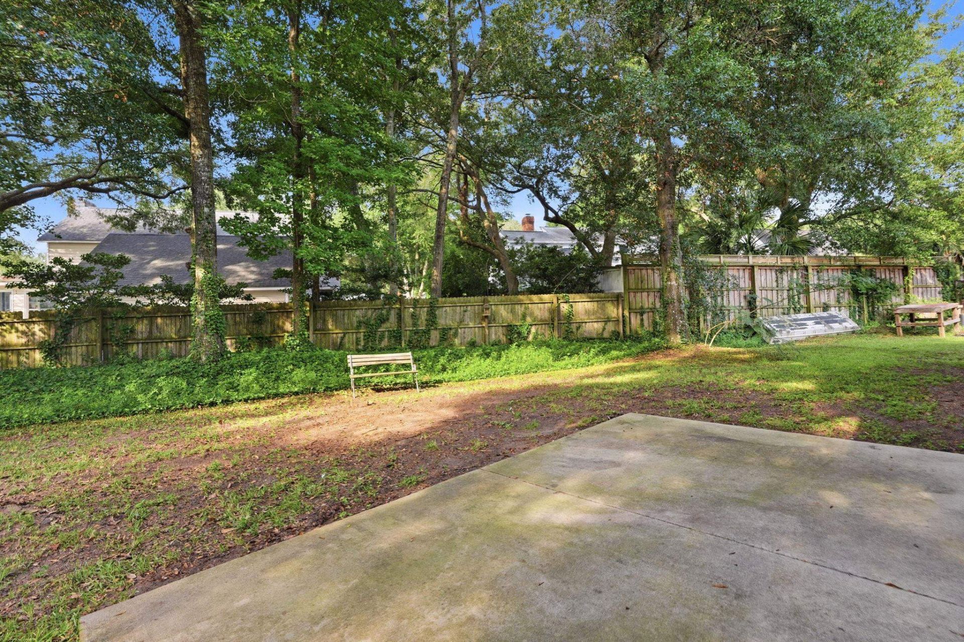 534 Waverly Loop Photo 32