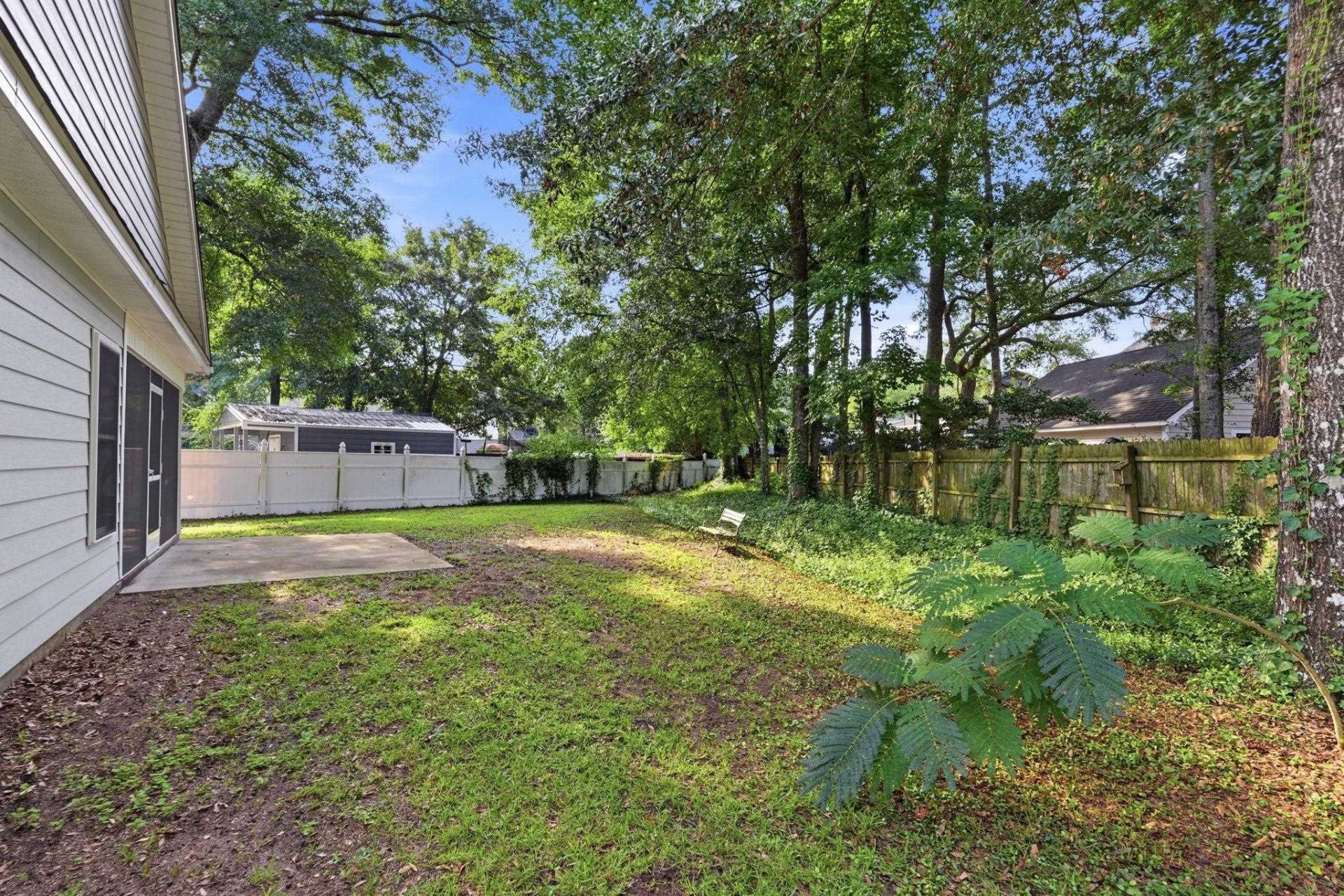 534 Waverly Loop Photo 34