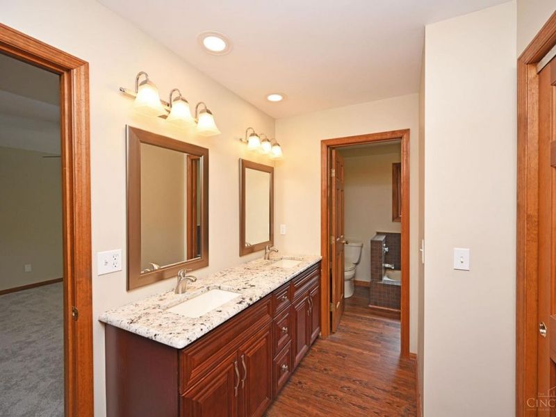 8405 Toddcreek Circle, West Chester, OH 45069 Photo 32
