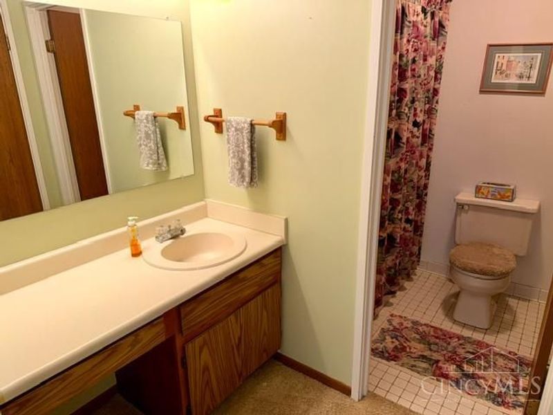 5170 Old Oak Trail, Unit 21, Cincinnati, OH 45238 Photo 16