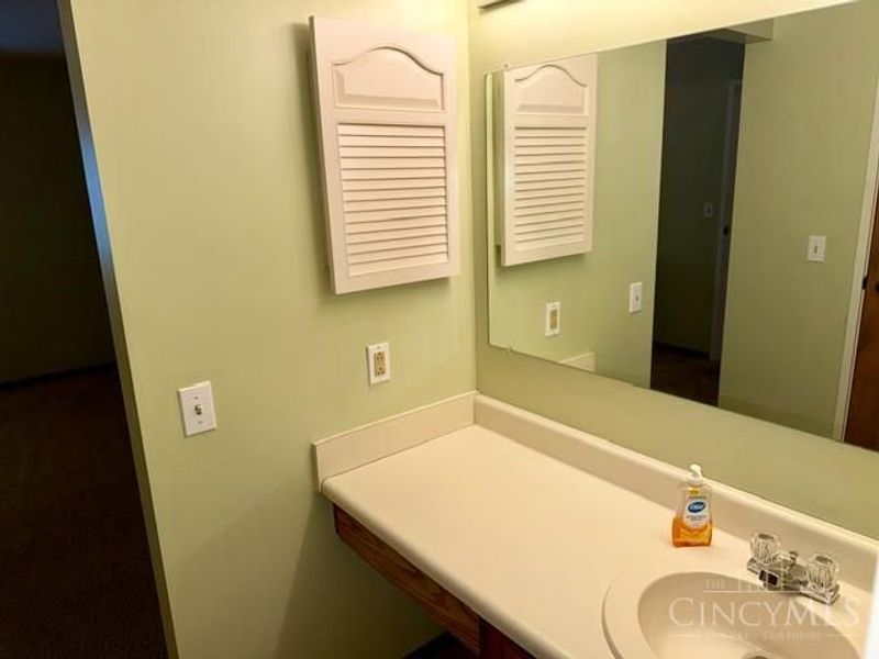 5170 Old Oak Trail, Unit 21, Cincinnati, OH 45238 Photo 17