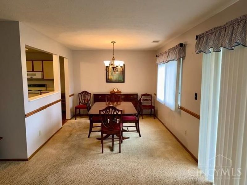 5170 Old Oak Trail, Unit 21, Cincinnati, OH 45238 Photo 5