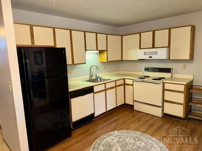 5170 Old Oak Trail, Unit 21, Cincinnati, OH 45238 Photo 8