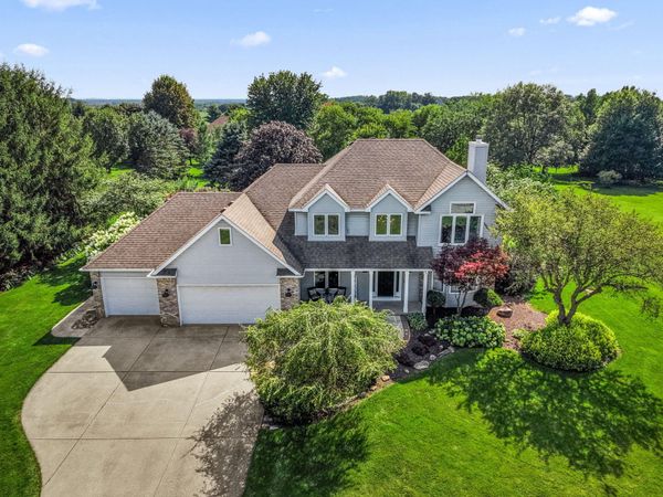 130 Kinsale Avenue , Valparaiso, IN 46385