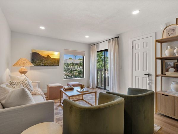 8649 E ROYAL PALM Road, Unit 213, Scottsdale, AZ 85258
