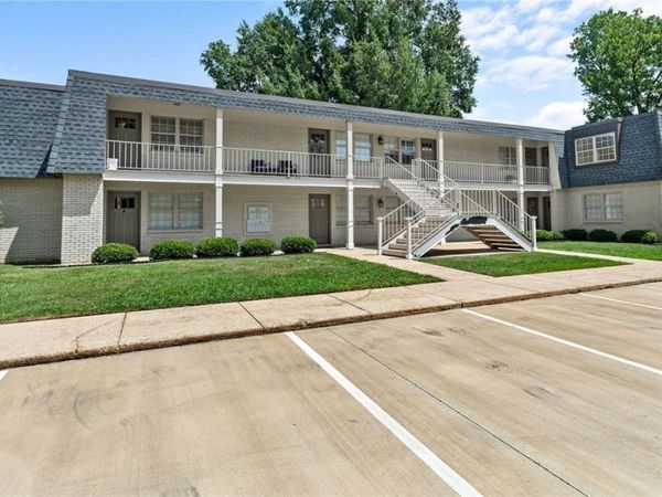 619 15th Avenue, Unit AA, Tuscaloosa, AL 35401