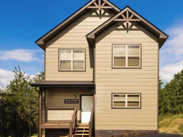 2045 Eagle Feather Drive , Sevierville, TN 37876