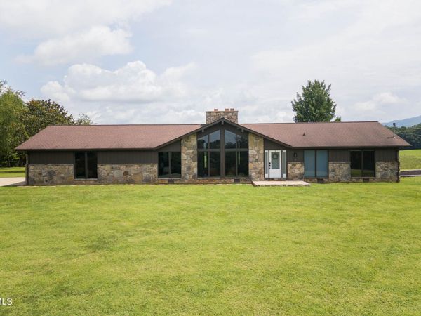 100 Honeysuckle Lane, Chuckey, TN 37641