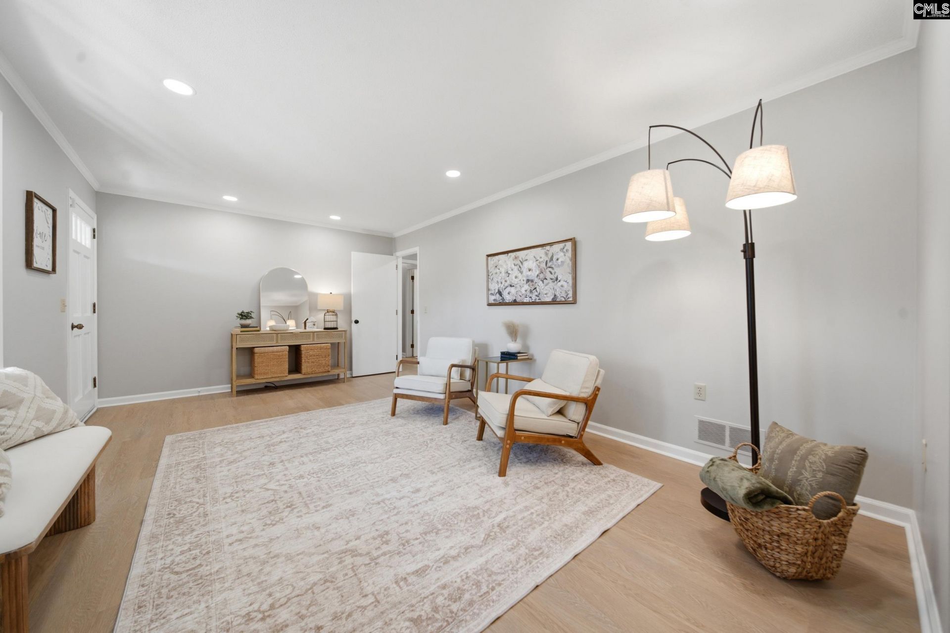224 Walnut Street  Photo 4
