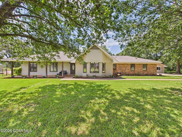 174 Sonia Drive, Columbus, MS 39702