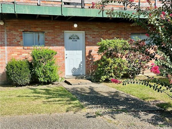 3838 PONTCHARTRAIN Drive, Unit C-106, Slidell, LA 70458