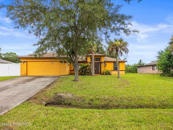436 Trier Road NW , Palm Bay, FL 32907