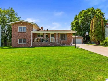 8108 N 37 Street, Omaha, NE 68112