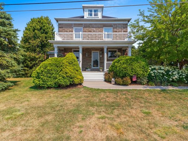 848 E Washington Ave, Cleveland, WI 53015