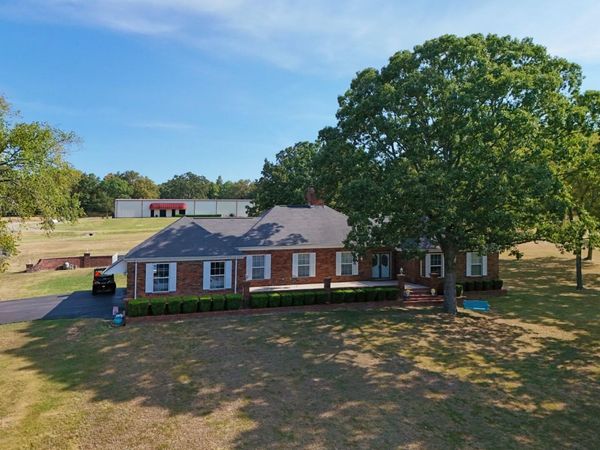 1829 Newport Road, Batesville, AR 72501