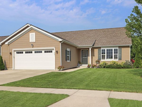 751 S Sugarpine Way, Elkhorn, WI 53121