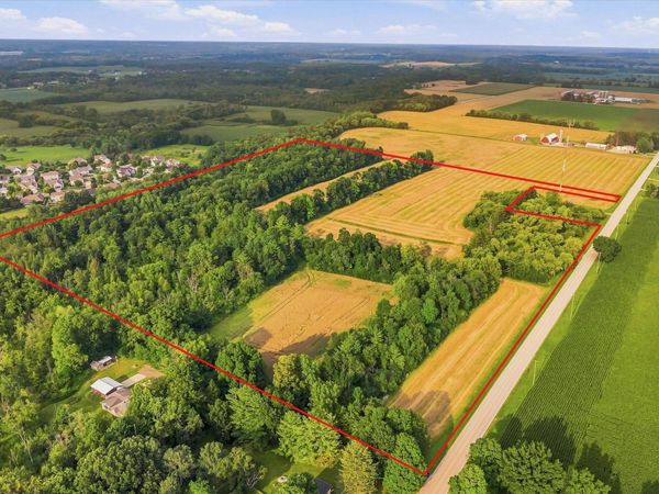 2322 Rusco Dr, Trenton, WI 53095