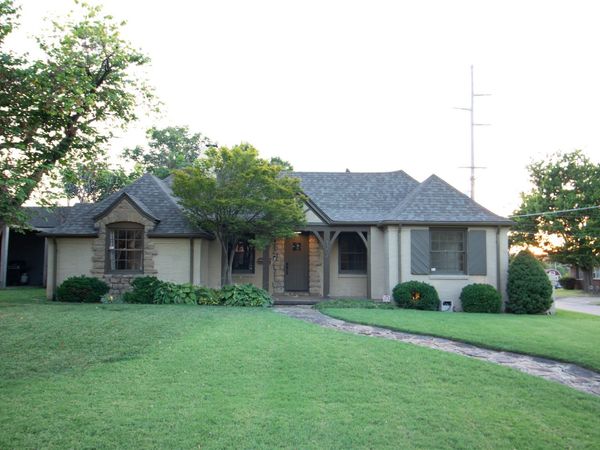 1204 S Evanston Avenue S, Tulsa, OK 74104