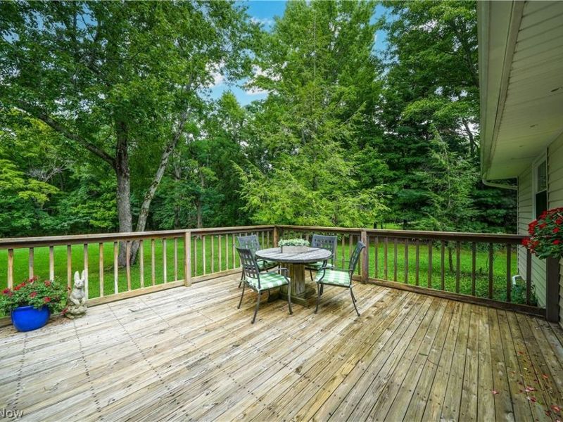 8860 Crackel Road, Chagrin Falls, OH 44023 Photo 24
