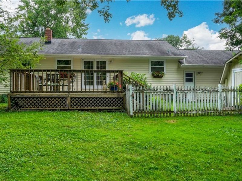 8860 Crackel Road, Chagrin Falls, OH 44023 Photo 27