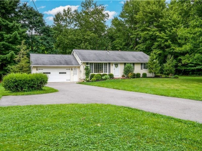 8860 Crackel Road, Chagrin Falls, OH 44023 Photo 30