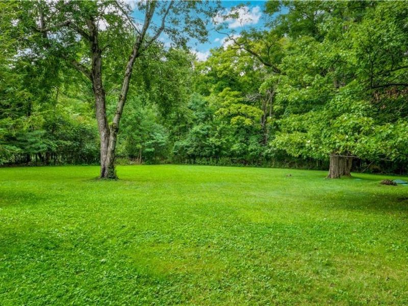 8860 Crackel Road, Chagrin Falls, OH 44023 Photo 31