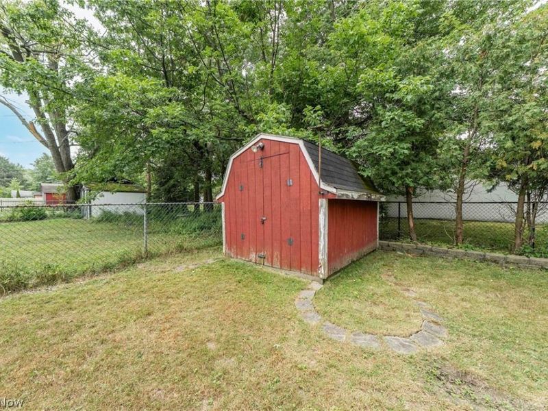 4828 Westbourne Road, Lyndhurst, OH 44124 Photo 22
