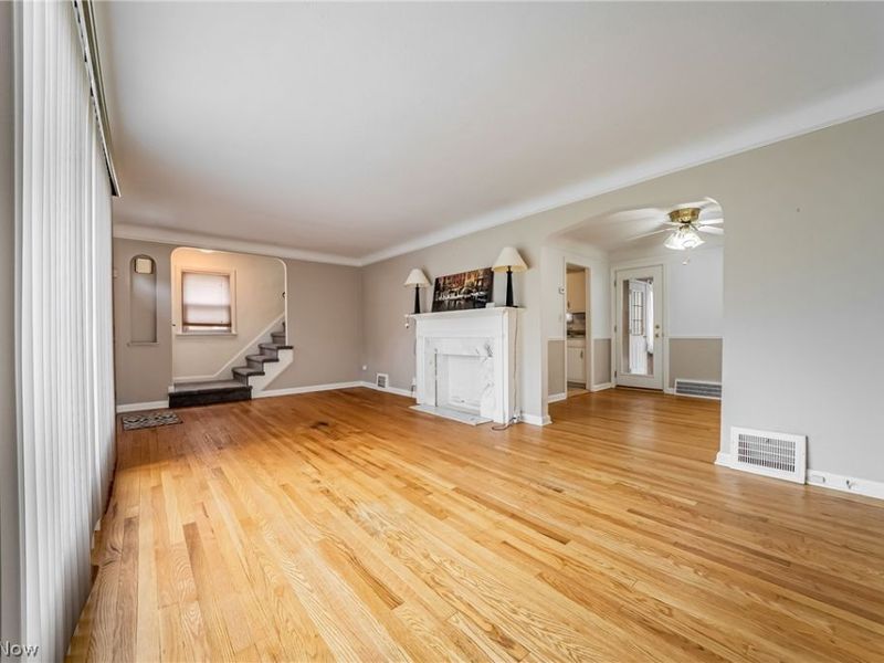 4828 Westbourne Road, Lyndhurst, OH 44124 Photo 4