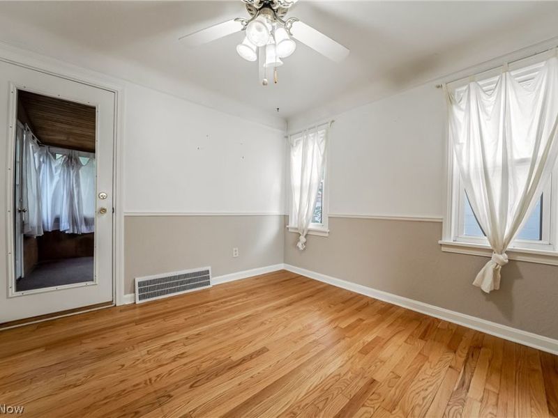 4828 Westbourne Road, Lyndhurst, OH 44124 Photo 5
