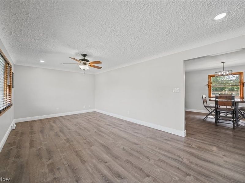 1264 Everbright Drive, Uniontown, OH 44685 Photo 11