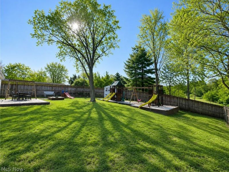 1264 Everbright Drive, Uniontown, OH 44685 Photo 24