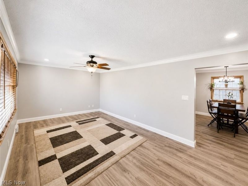 1264 Everbright Drive, Uniontown, OH 44685 Photo 4