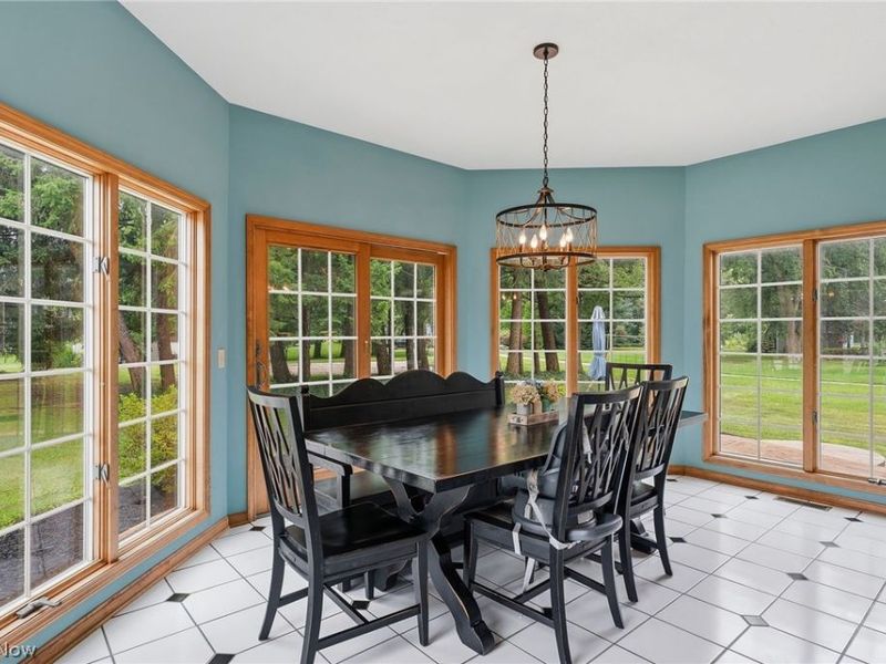 46787 Middle Ridge Road, Amherst, OH 44001 Photo 12