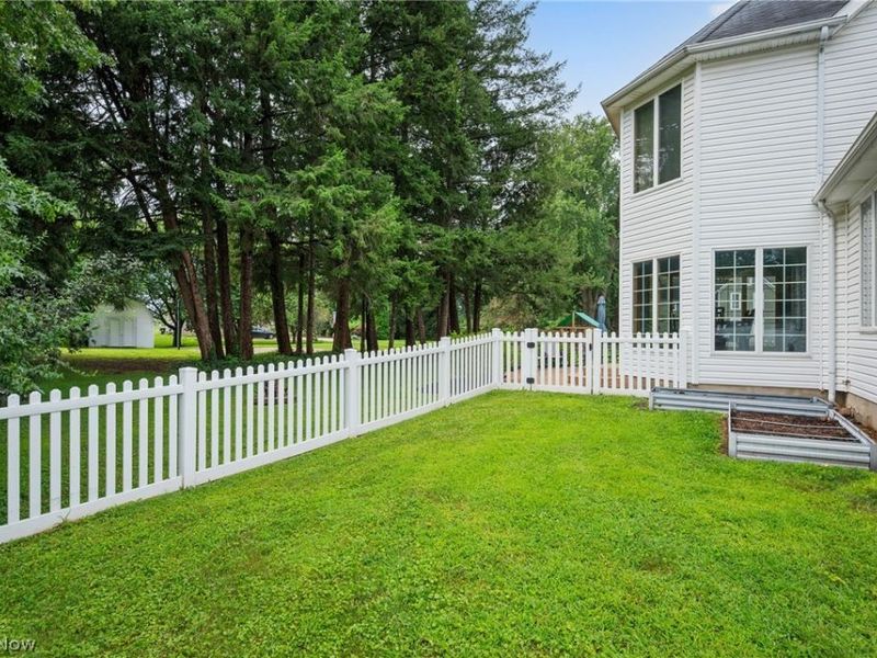 46787 Middle Ridge Road, Amherst, OH 44001 Photo 43