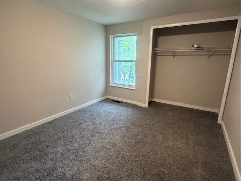 9409 Manor Avenue, Cleveland, OH 44104 Photo 11