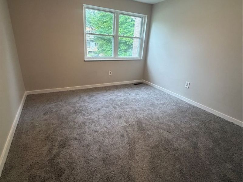 9409 Manor Avenue, Cleveland, OH 44104 Photo 13