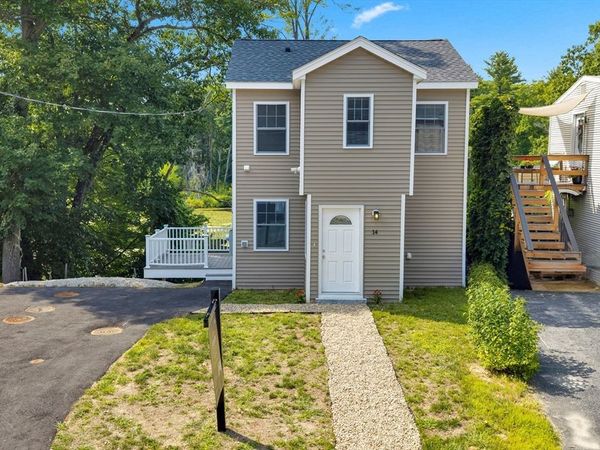 14 Hillside Road, Northborough, MA 01532
