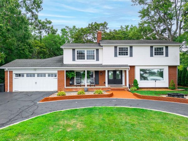 22271 West River Road , Grosse Ile Township, Mi 48138