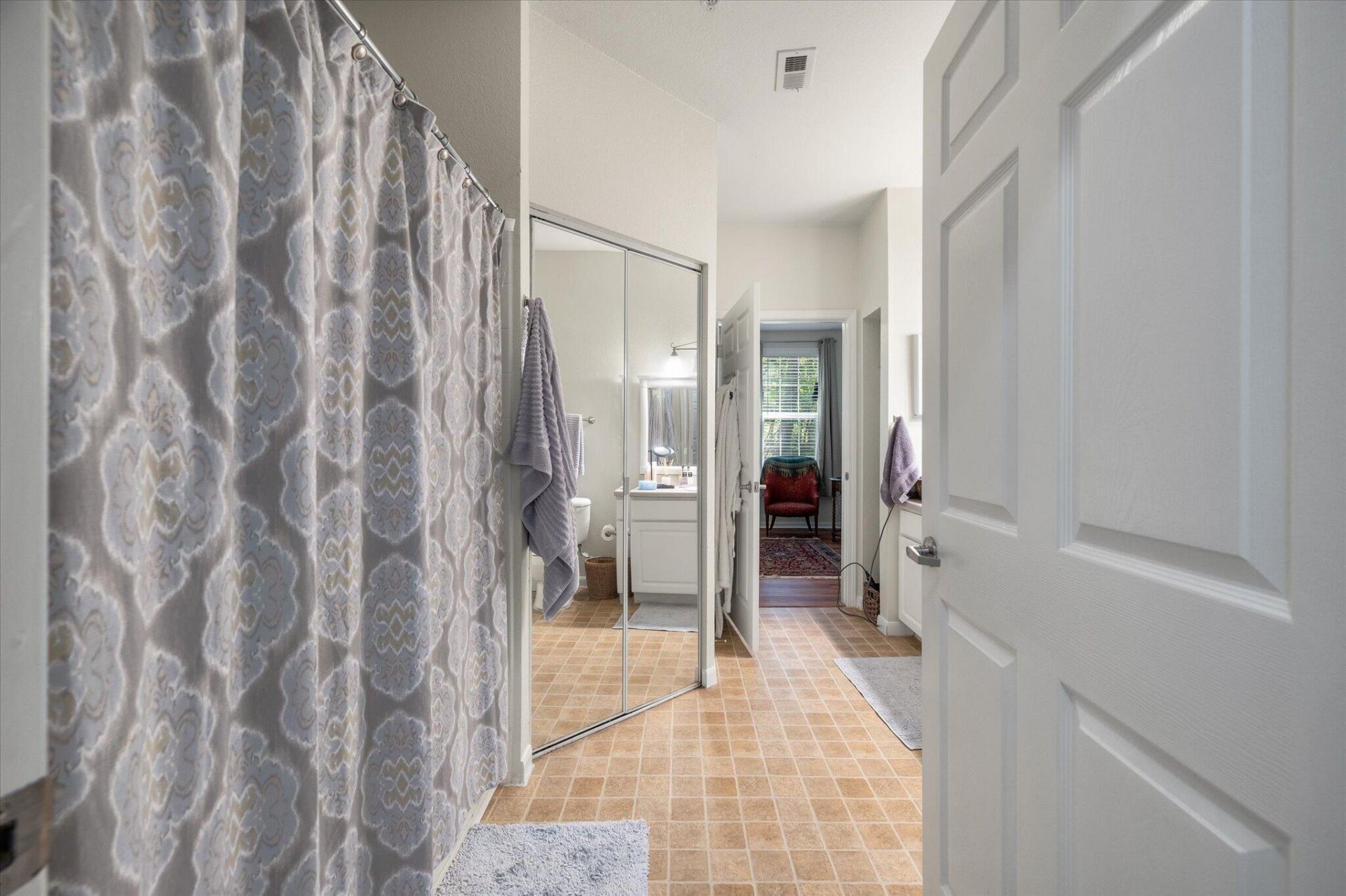 60 Fenwick Hall Alley Photo 21