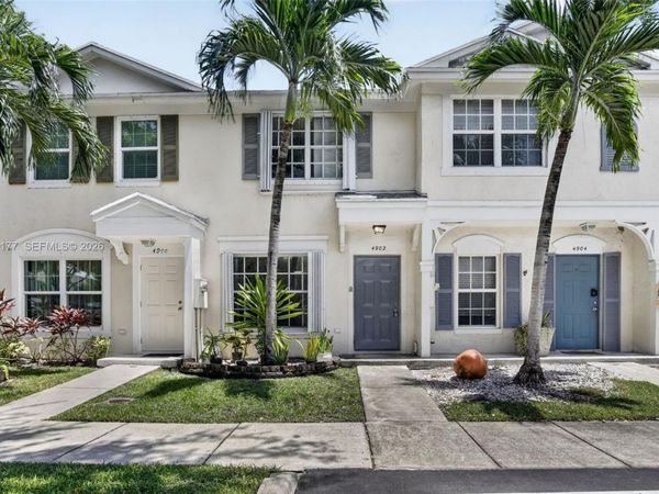 4902 SW 31st Ter , Dania Beach, FL 33312