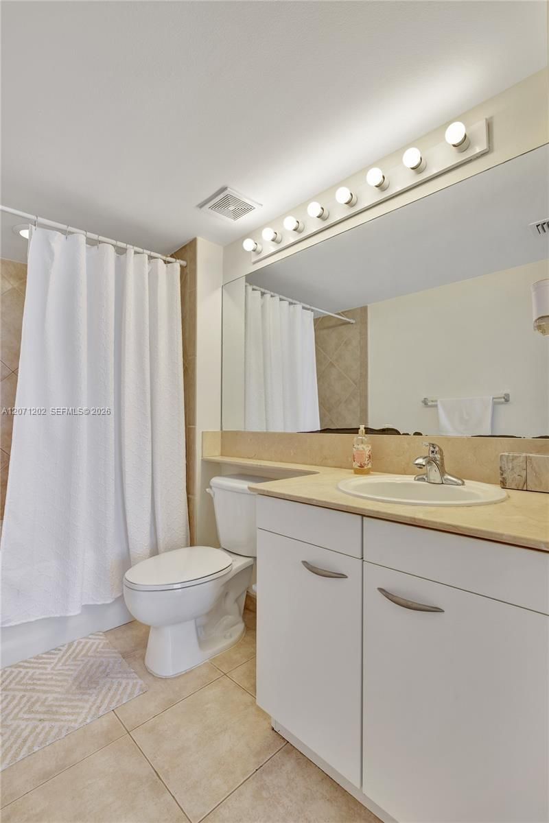 2080 S Ocean Dr , Unit 1102, Hallandale Beach, FL 33009 Photo
