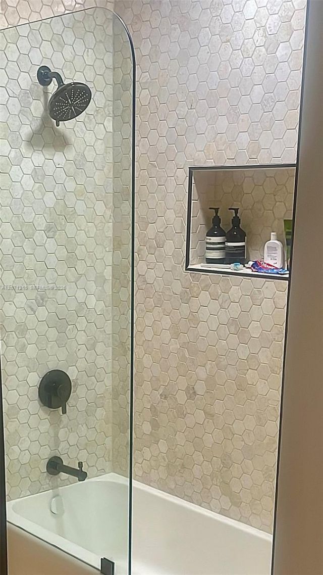 3470 E Coast Ave, Unit H0806, Miami, FL 33137 Photo