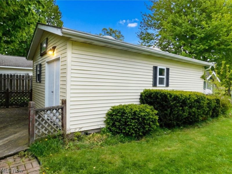 7386 Lake Road, Madison, OH 44057 Photo 22