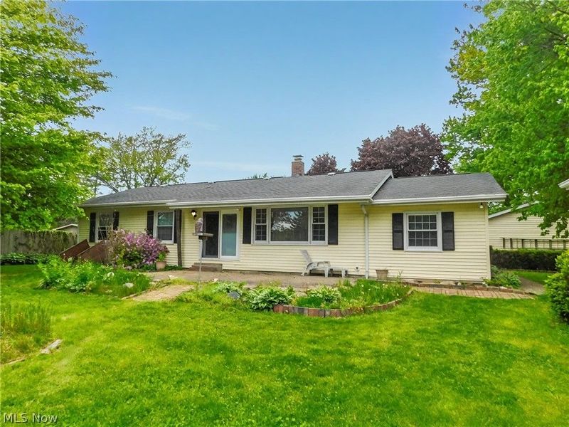 7386 Lake Road, Madison, OH 44057 Photo 3