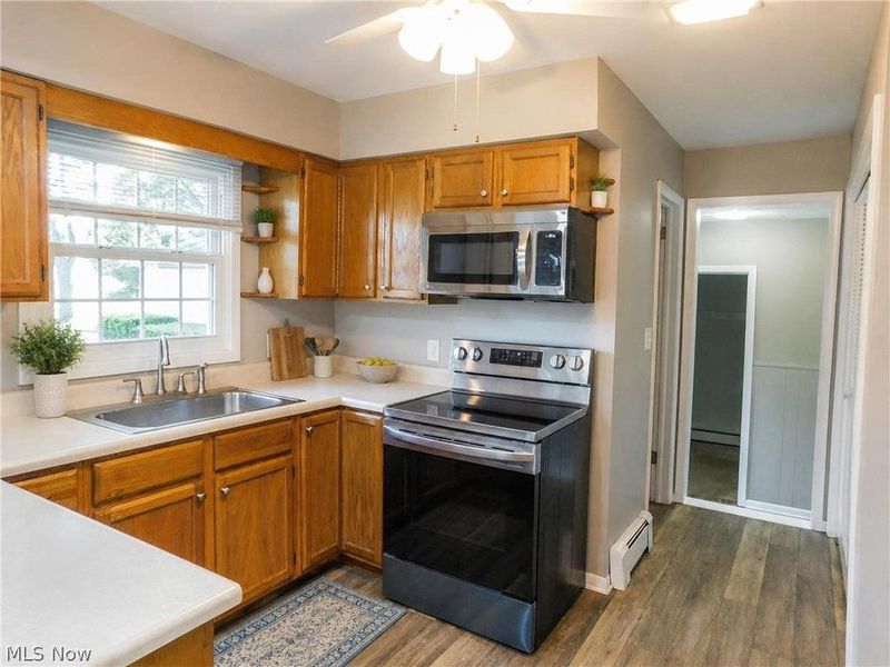7386 Lake Road, Madison, OH 44057 Photo 8