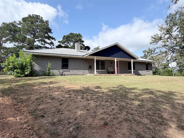 184 Affeld LN, Smithville, TX 78957