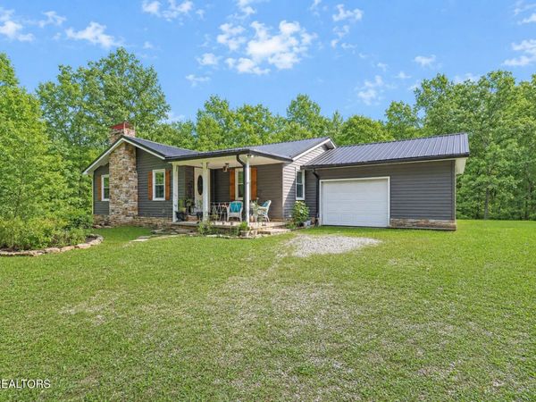 394 Thomas Springs Rd, Crossville, TN 38572