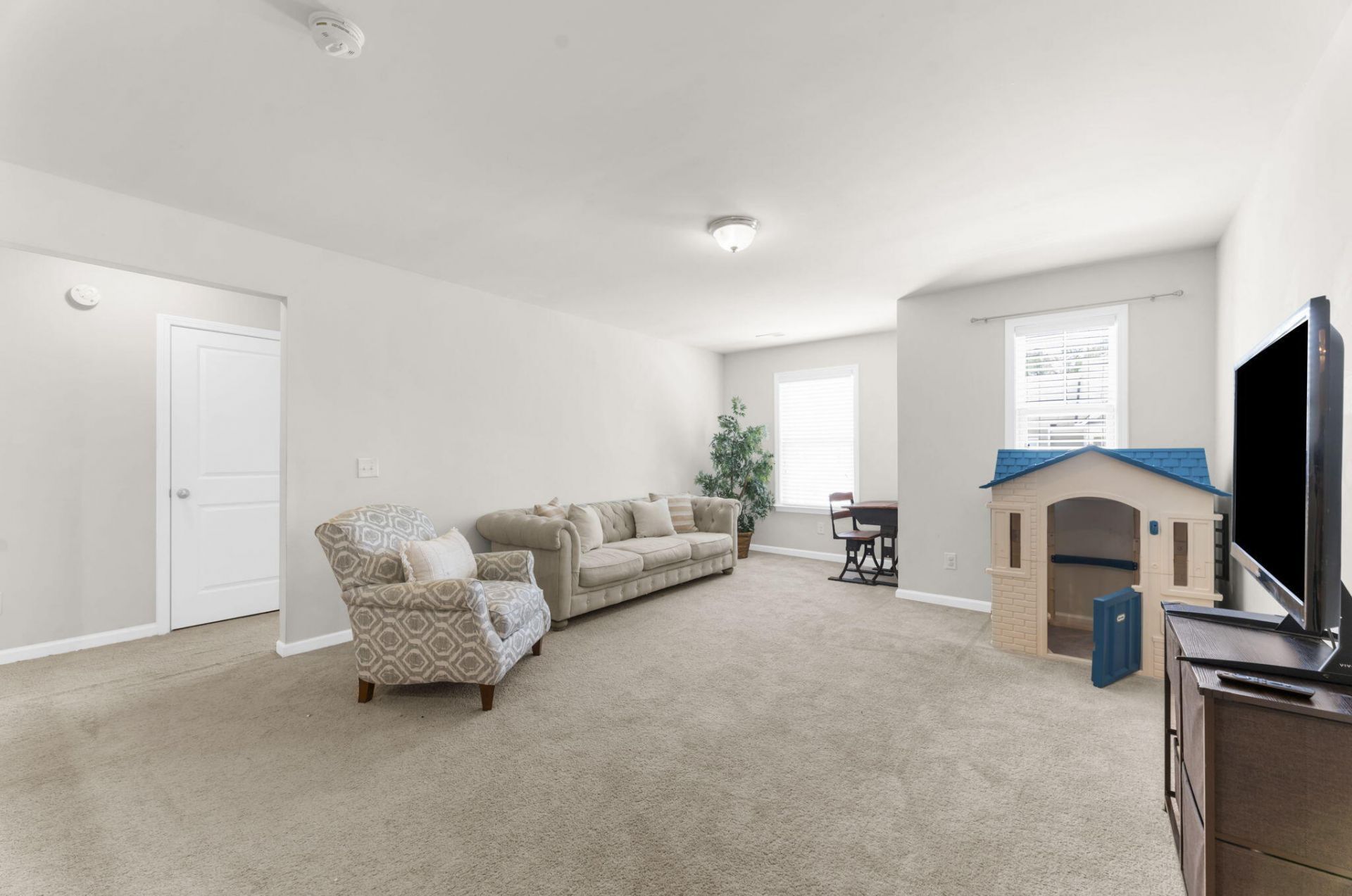 2505 Hummingbird Lane Photo 18