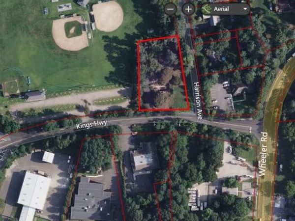 33 Kings Highway , Hauppauge, NY 11788